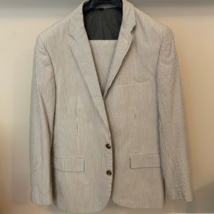 J. Crew Seersucker Suit. 42R. 36x32 pants.